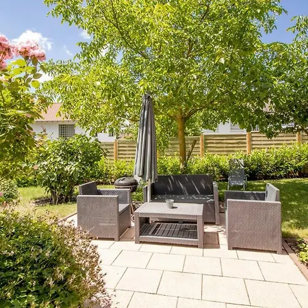 Villa-doerr 100 M² + 1500m² Garten Apartment *
