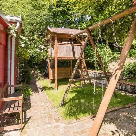 Villa-doerr 100 M² + 1500m² Garten Apartment